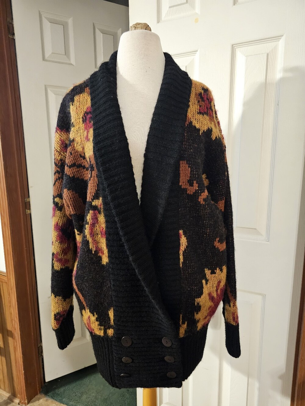 Vintage Cervelle oversized cardiqan. Size Medium.